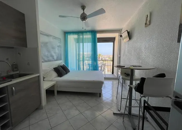 Village Naturiste Turquoise * Agde